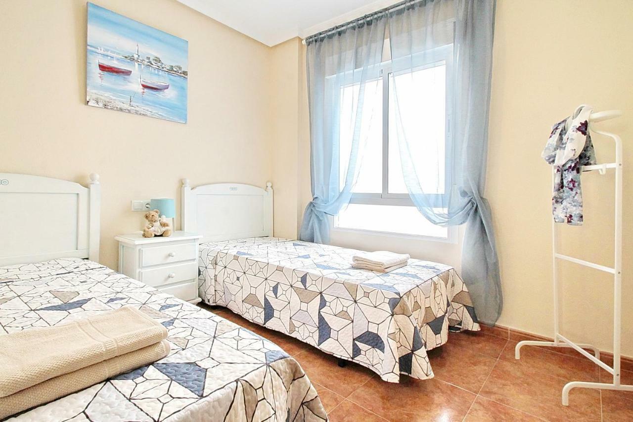 Ferienwohnung Zoa Happy Vacations Torrevieja Exterior foto