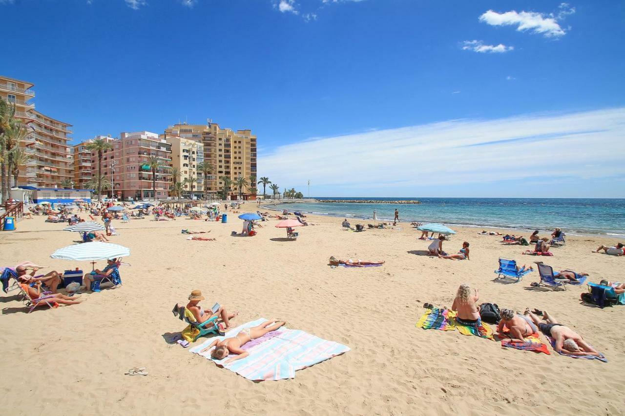 Ferienwohnung Zoa Happy Vacations Torrevieja Exterior foto