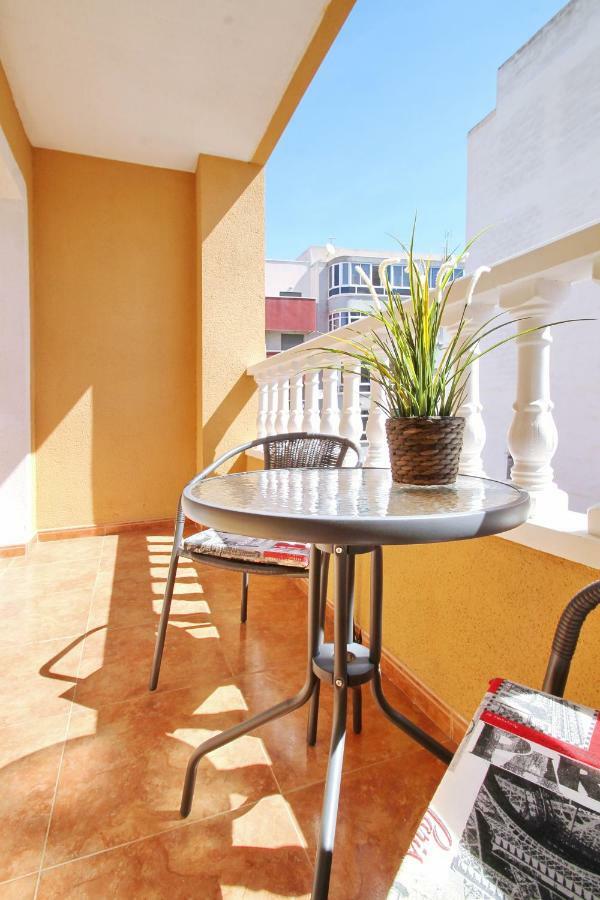 Ferienwohnung Zoa Happy Vacations Torrevieja Exterior foto